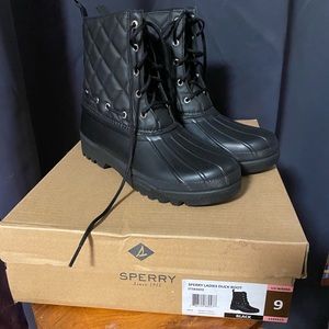 Sperry duck boots. Womens size 9